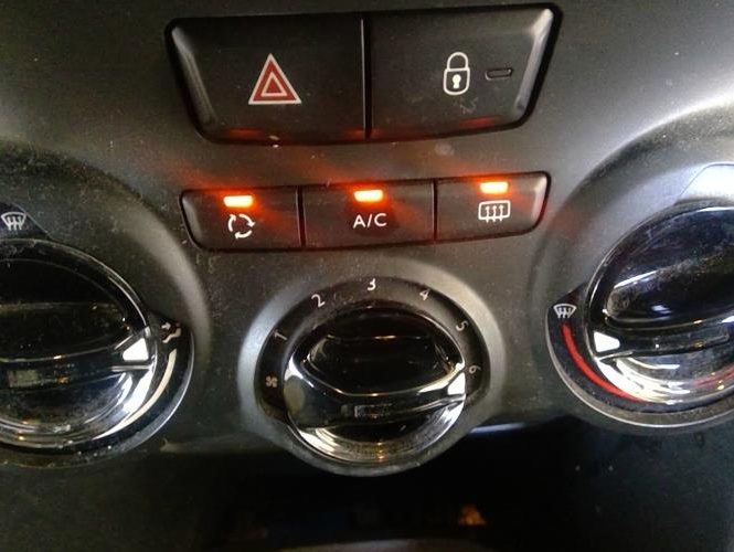 PEUGEOT 208 1 PHASE 2