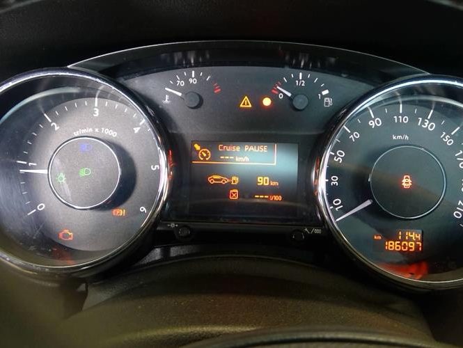 PEUGEOT 5008 1 PHASE 1