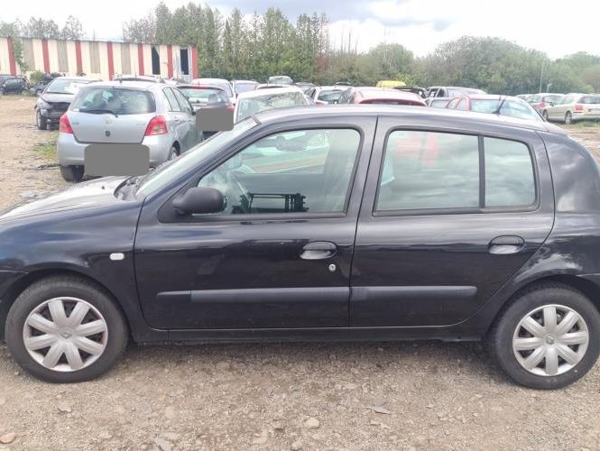 RENAULT CLIO 2 CAMPUS