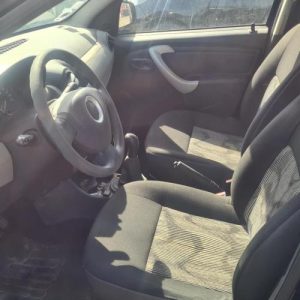 DACIA SANDERO 1