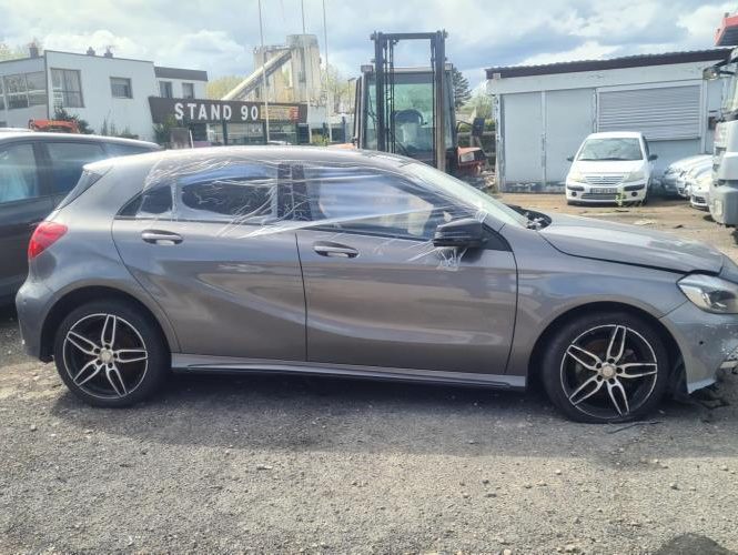 MERCEDES CLASSE A 176 PHASE 2