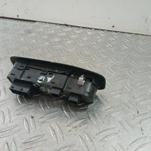 PEUGEOT 208 1 PHASE 2