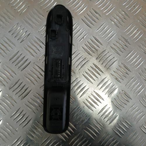 PEUGEOT 5008 1 PHASE 1