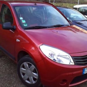 DACIA SANDERO 1