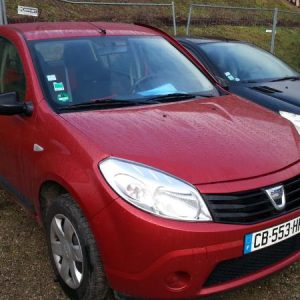 DACIA SANDERO 1