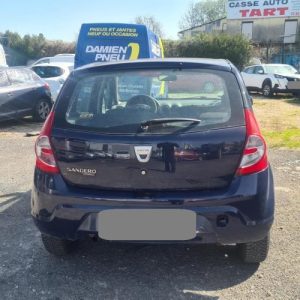 DACIA SANDERO 1
