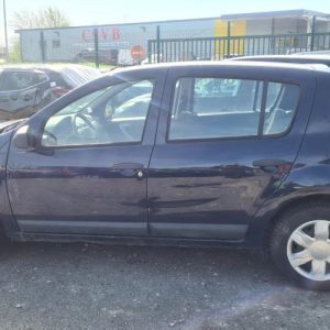 DACIA SANDERO 1