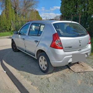 DACIA SANDERO 1