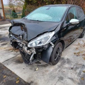 PEUGEOT 208 1 PHASE 2