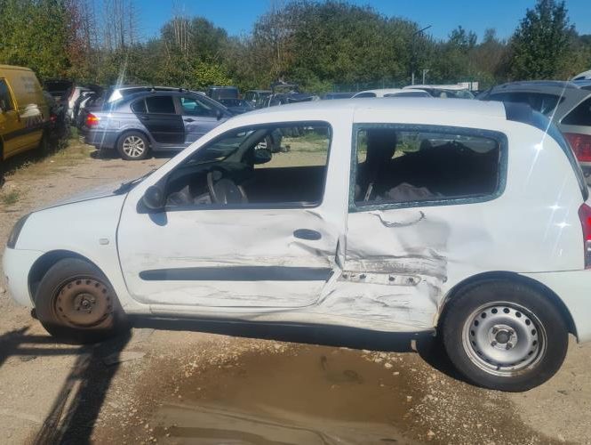 RENAULT CLIO 2 CAMPUS