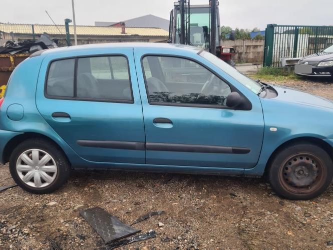 RENAULT CLIO 2 CAMPUS
