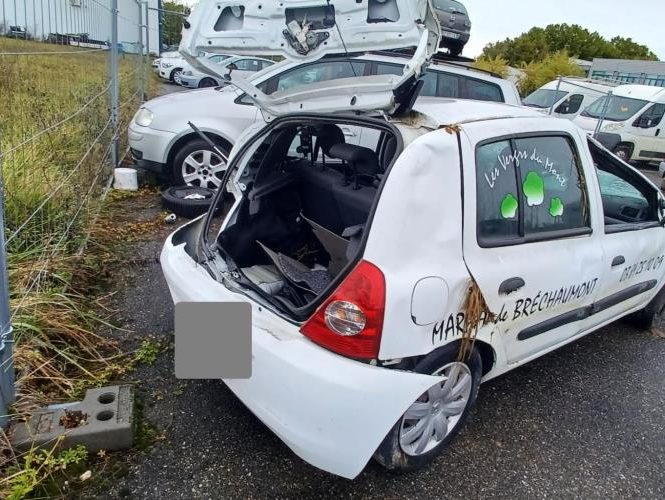 RENAULT CLIO 2 CAMPUS