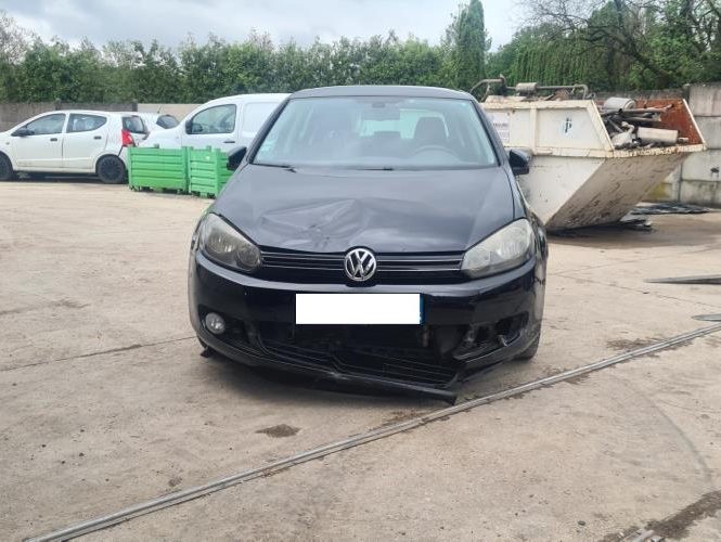 VOLKSWAGEN GOLF 6