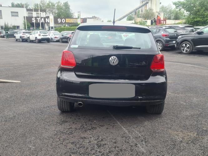 VOLKSWAGEN POLO 5