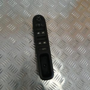 PEUGEOT 5008 1 PHASE 1